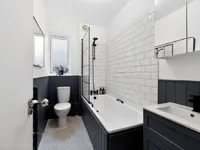 Недвижимость Charing Cross Road: 14