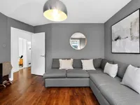 Недвижимость Charing Cross Road: 19