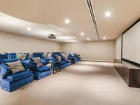 Недвижимость 85 Royal Mint Street: 3