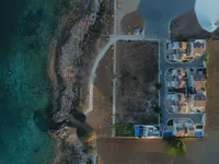 Недвижимость 5 Bedroom Sea Front Villa For Sale in Famagusta, Protaras: 5