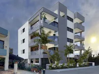 Недвижимость 3 Bedroom Apartment for Sale in Limassol: 2