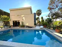 Недвижимость 4 Bedroom Villa for Sale in Agios Tychonas , Limassol: 4