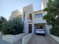 Недвижимость 3 Bedroom Townhouse for Sale in Mouttagiaka, Limassol: 1