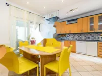 Недвижимость Четырехкомнатная квартира Центр: 7