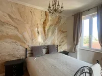 Недвижимость Трёхкомнатная квартира в центре: 11