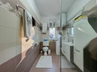 Недвижимость Трехкомнатная квартира в центре: 9