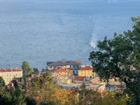 Недвижимость Трехкомнатная квартира в центре: 10