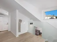 Недвижимость Трехкомнатная квартира, Центр: 12