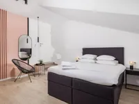 Недвижимость Трехкомнатная квартира, Центр: 13