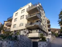 Недвижимость Трехкомнатная квартира Волоsko: 1