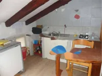 Недвижимость Двухкомнатная квартира Центр: 3