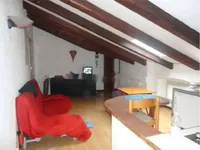 Недвижимость Двухкомнатная квартира Центр: 4