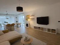 Недвижимость Дом с террасой Новый Прешница: 3