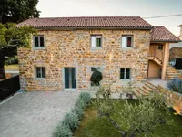 Недвижимость Дом, Плавье: 3