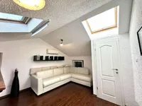 Недвижимость Дом с террасой Ново Пиран.: 13