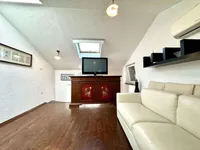 Недвижимость Дом с террасой Ново Пиран.: 14