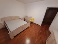 Недвижимость Трехкомнатная квартира в Кошезе: 11