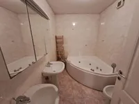 Недвижимость Трехкомнатная квартира в Кошезе: 13