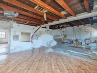 Недвижимость Четырехкомнатная квартира: 8