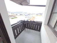 Недвижимость Четырехкомнатная квартира: 17