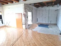 Недвижимость Четырехкомнатная квартира: 23