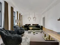 Недвижимость Квартира, 4-комнатная, Центр: 1