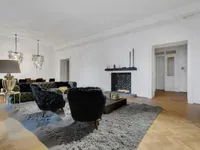 Недвижимость Квартира, 4-комнатная, Центр: 2