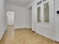 Недвижимость Квартира, 4-комнатная, Центр: 11