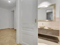 Недвижимость Квартира, 4-комнатная, Центр: 12