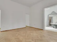 Недвижимость Квартира, 4-комнатная, Центр: 16