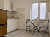 Недвижимость 2-комнатная квартира Центр: 2