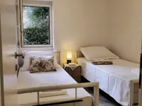 Недвижимость 2-комнатная квартира Центр: 5