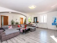 Недвижимость Квартира, 5 и более комнат: 11