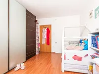 Недвижимость Квартира, 5 и более комнат: 18