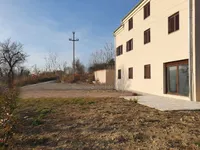 Недвижимость Четырехкомнатная квартира в Новых Сечовлях: 4