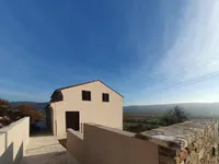 Недвижимость Четырехкомнатная квартира в Новых Сечовлях: 5