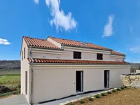 Недвижимость Четырехкомнатная квартира в Новых Сечовлях: 9