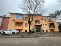 Недвижимость Двухкомнатная квартира в Сежане: 1