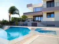 Недвижимость 5 Bedroom Villa For Sale in Limassol, Agios Athanasios: 15