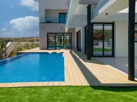 Недвижимость 5 Bedroom Villa For sale in Agios Tychonas, Limassol: 1