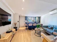 Недвижимость Duplex Petit Juas: 1