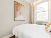 Недвижимость Redcliffe Square: 2