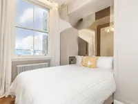 Недвижимость Redcliffe Square: 8