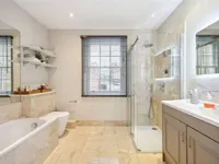 Недвижимость Sydney Street: 2