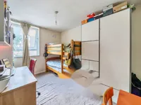 Недвижимость Dickens Estate: 2