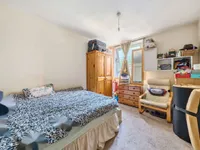 Недвижимость Dickens Estate: 3