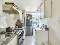 Недвижимость Dickens Estate: 6