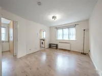 Недвижимость Woodvale Way: 8