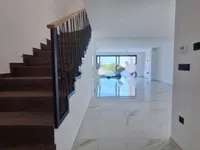 Недвижимость Четырехкомнатная квартира Побри: 5