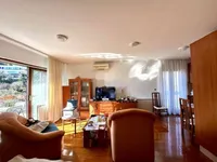 Недвижимость Четырёхкомнатная квартира Ичичи: 2